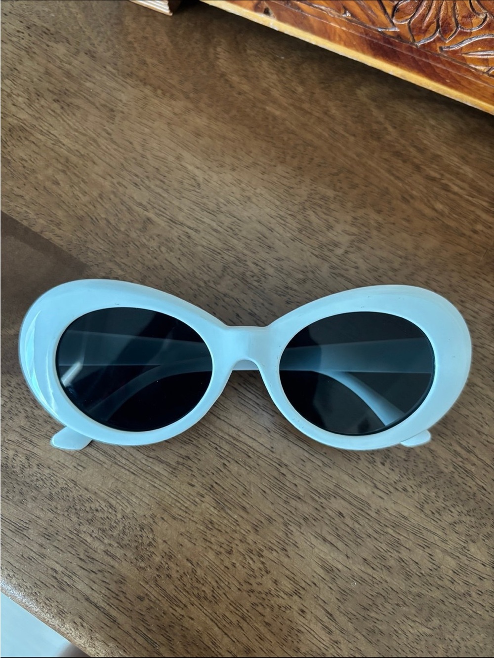 Retro Oval White Sunglasses with Black Lenses